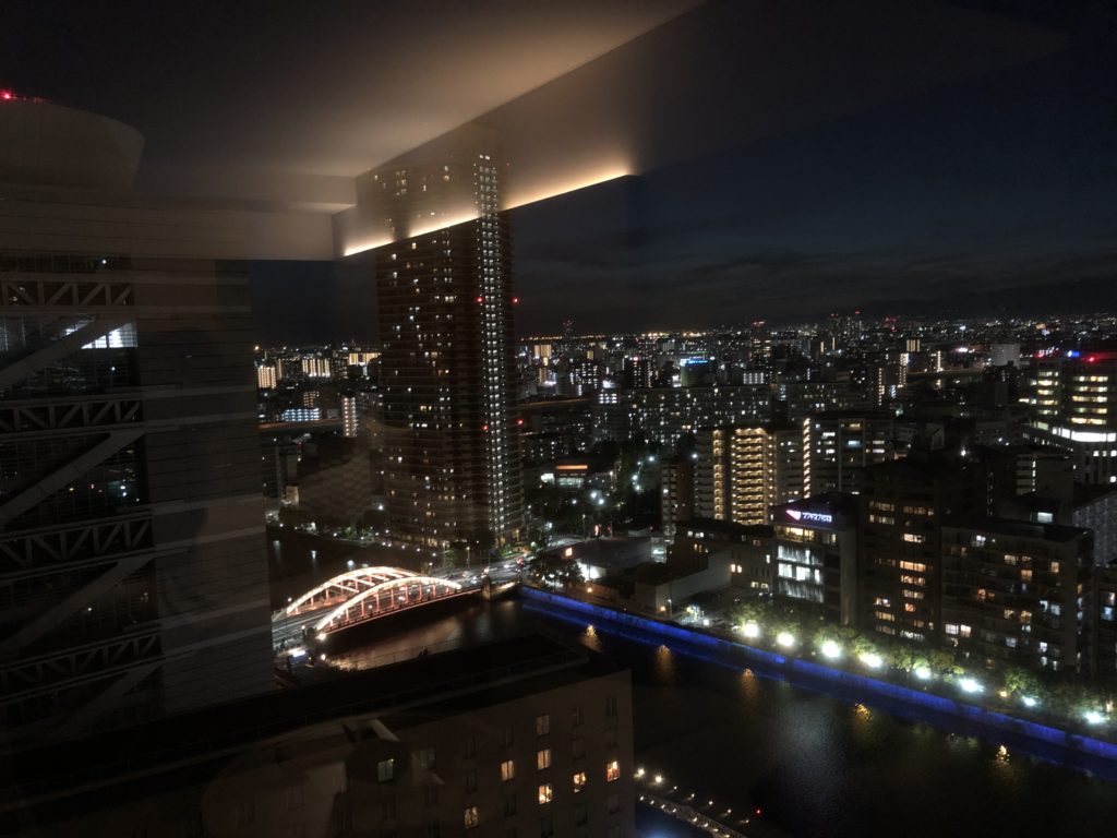リーガロイヤルホテルから見た大阪の夜景