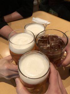 まずは乾杯！